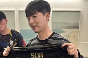 收藏品！第一件洛杉矶FC孙兴慜签名球衣出炉