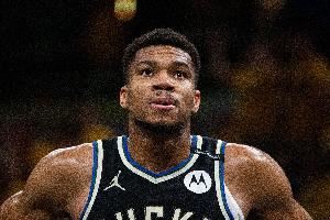 Shams：如果要离开雄鹿 尼克斯是字母哥唯一希望去的球队